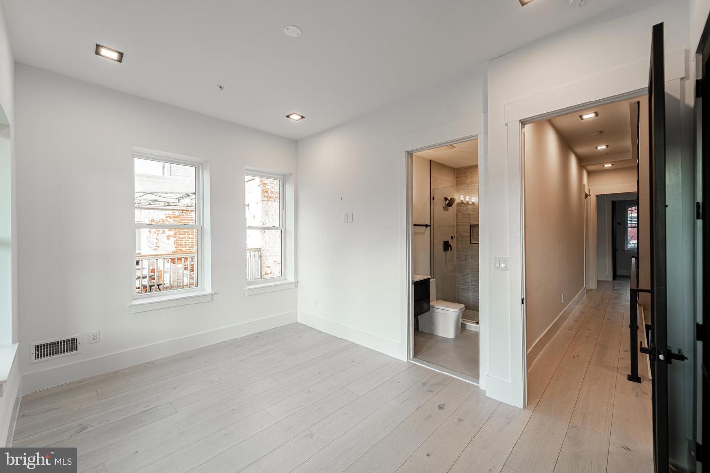 1628 15TH ST NW, WASHINGTON, District Of Columbia 20009, 4 Bedrooms Bedrooms, ,4 BathroomsBathrooms,Residential,For sale,1628 15TH ST NW,DCDC2188388 MLS # DCDC2188388