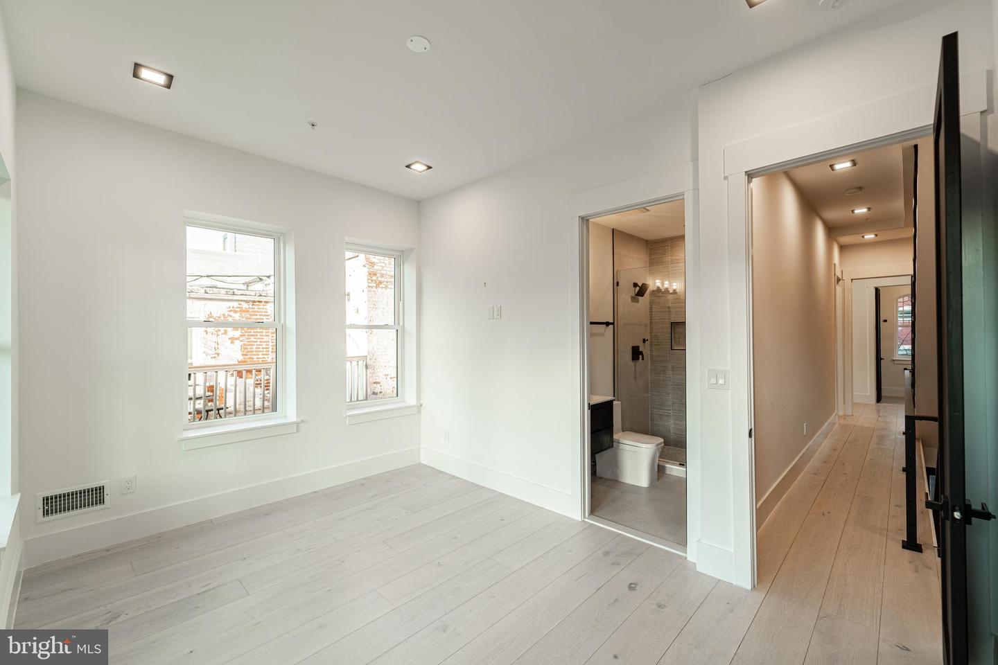 1628 15TH ST NW, WASHINGTON, District Of Columbia 20009, 4 Bedrooms Bedrooms, ,4 BathroomsBathrooms,Residential,For sale,1628 15TH ST NW,DCDC2188388 MLS # DCDC2188388
