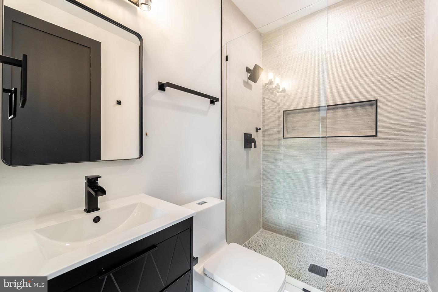 1628 15TH ST NW, WASHINGTON, District Of Columbia 20009, 4 Bedrooms Bedrooms, ,4 BathroomsBathrooms,Residential,For sale,1628 15TH ST NW,DCDC2188388 MLS # DCDC2188388