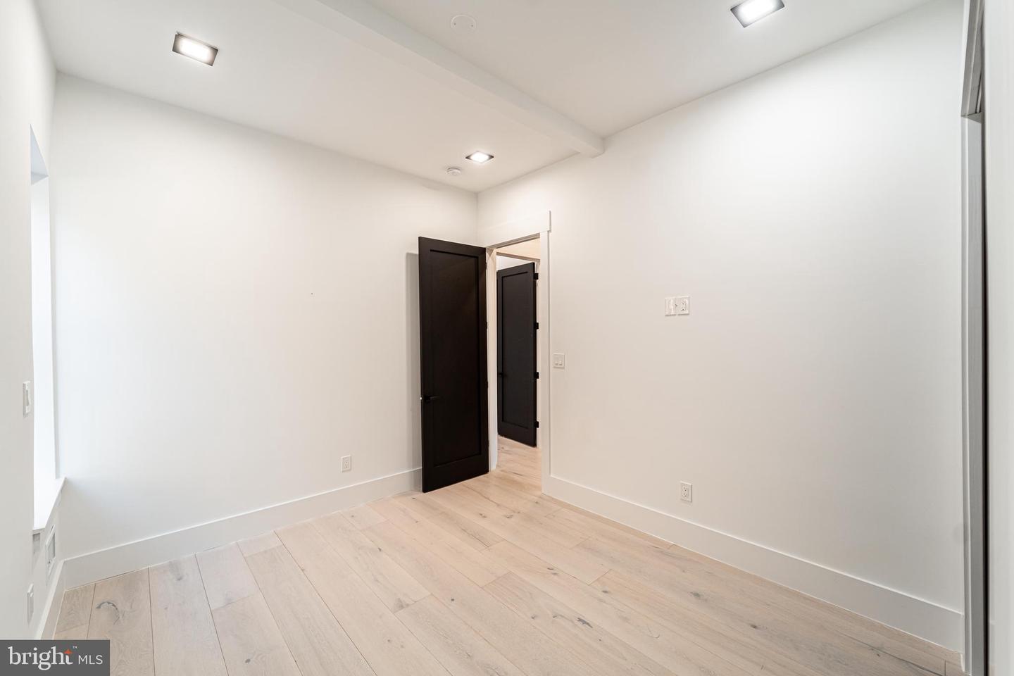 1628 15TH ST NW, WASHINGTON, District Of Columbia 20009, 4 Bedrooms Bedrooms, ,4 BathroomsBathrooms,Residential,For sale,1628 15TH ST NW,DCDC2188388 MLS # DCDC2188388
