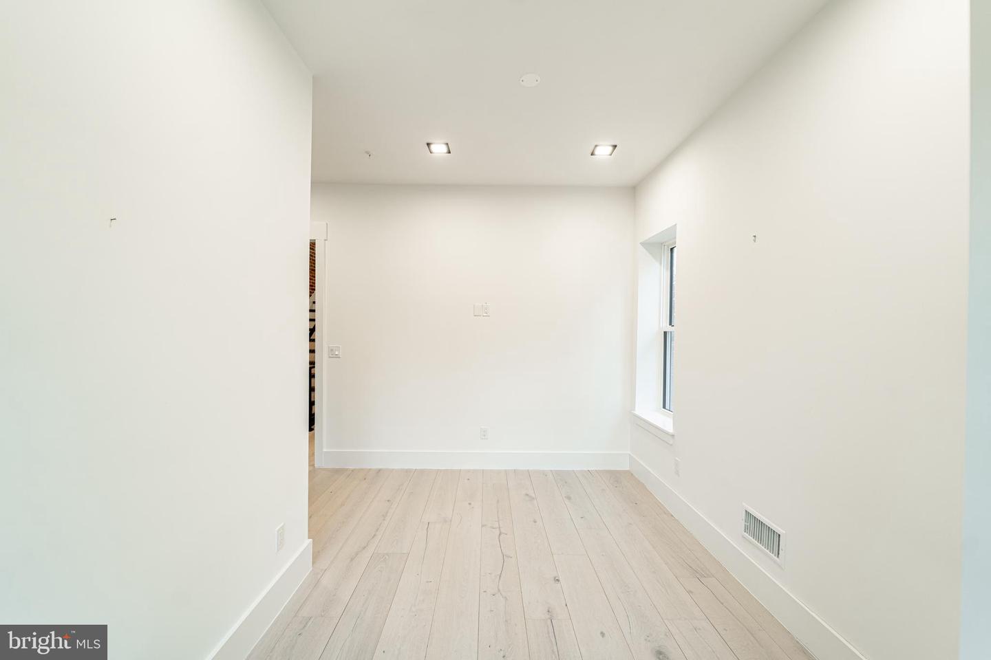 1628 15TH ST NW, WASHINGTON, District Of Columbia 20009, 4 Bedrooms Bedrooms, ,4 BathroomsBathrooms,Residential,For sale,1628 15TH ST NW,DCDC2188388 MLS # DCDC2188388