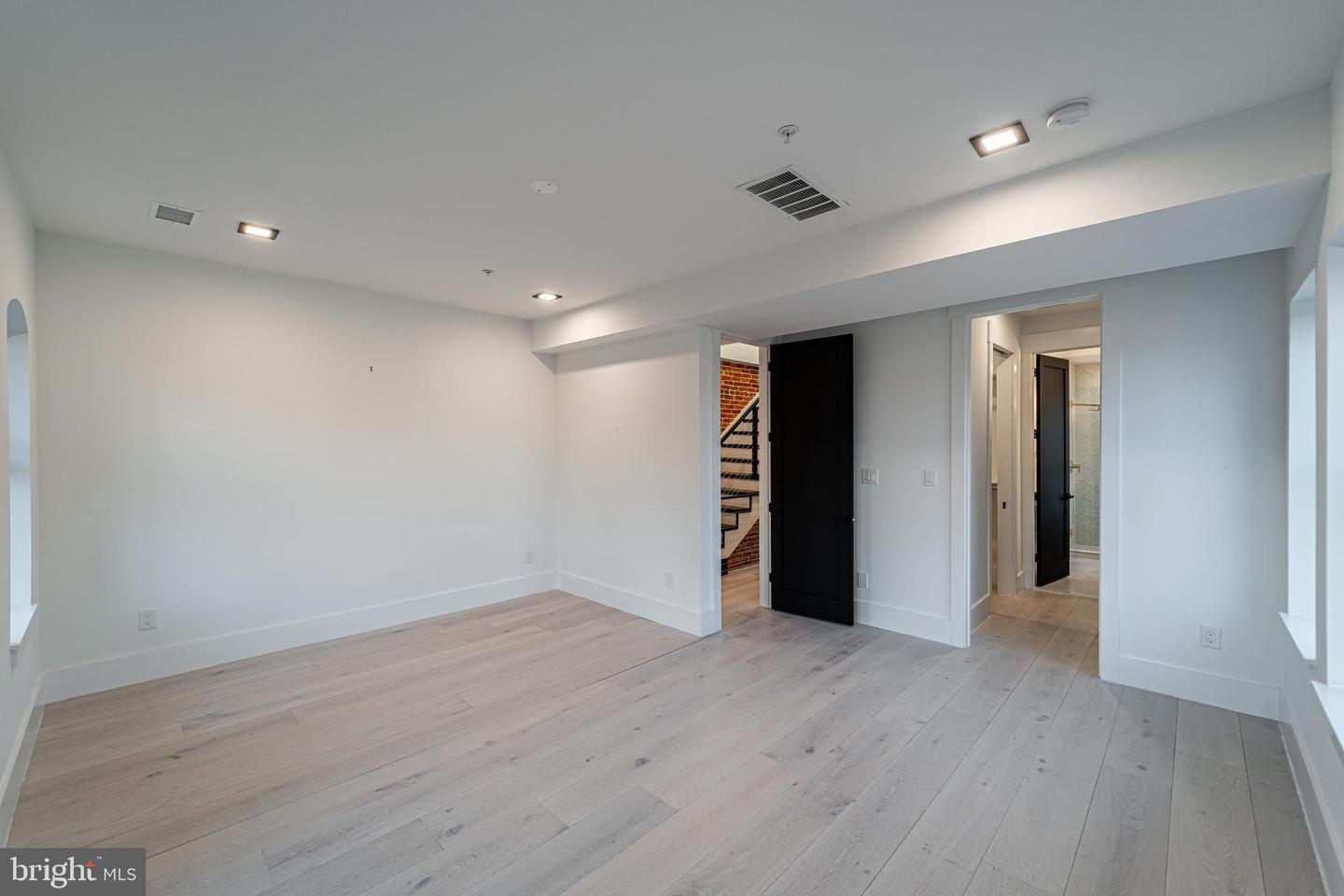 1628 15TH ST NW, WASHINGTON, District Of Columbia 20009, 4 Bedrooms Bedrooms, ,4 BathroomsBathrooms,Residential,For sale,1628 15TH ST NW,DCDC2188388 MLS # DCDC2188388
