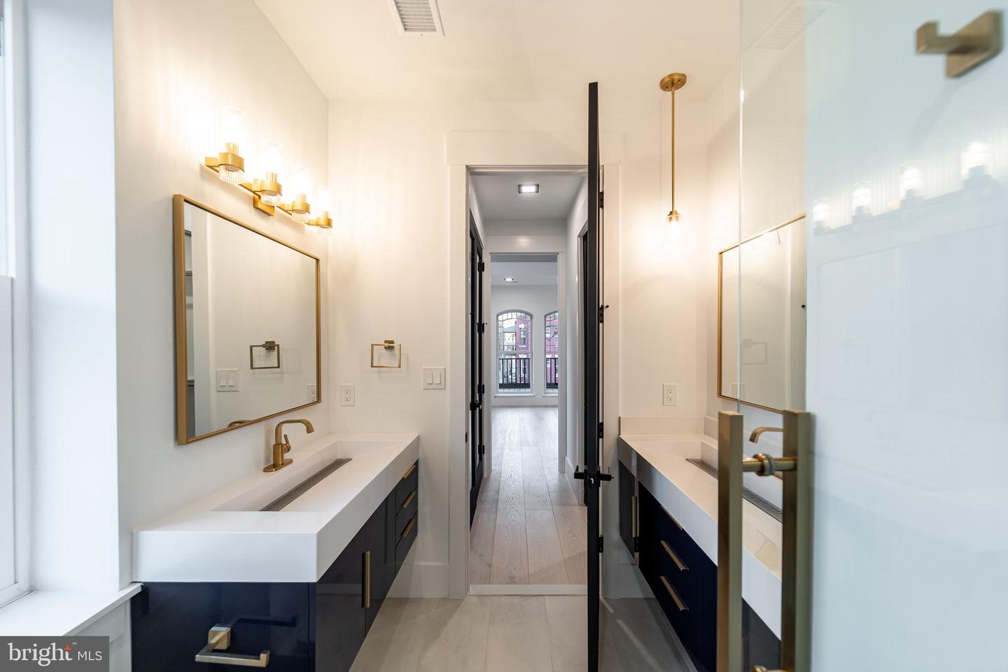 1628 15TH ST NW, WASHINGTON, District Of Columbia 20009, 4 Bedrooms Bedrooms, ,4 BathroomsBathrooms,Residential,For sale,1628 15TH ST NW,DCDC2188388 MLS # DCDC2188388