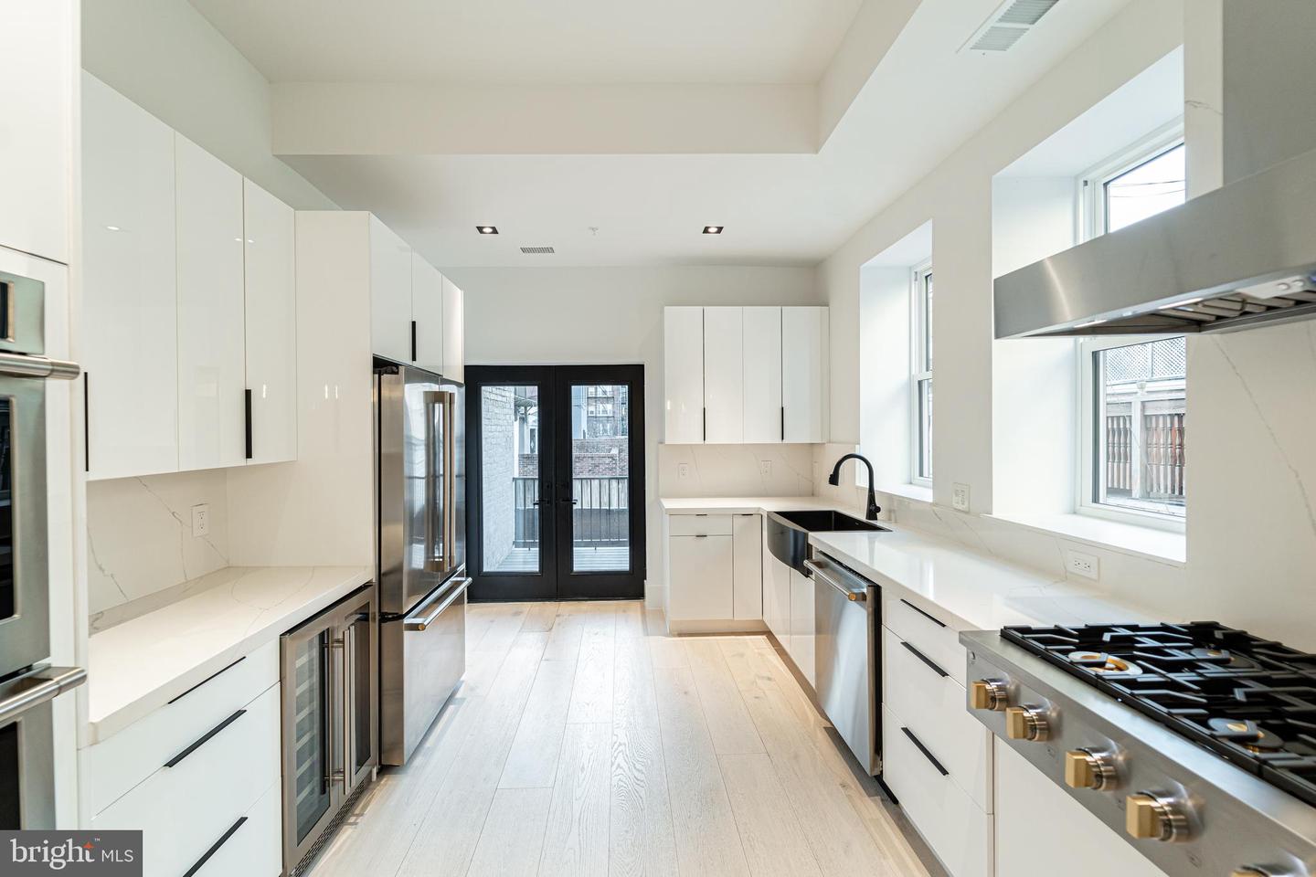 1628 15TH ST NW, WASHINGTON, District Of Columbia 20009, 4 Bedrooms Bedrooms, ,4 BathroomsBathrooms,Residential,For sale,1628 15TH ST NW,DCDC2188388 MLS # DCDC2188388