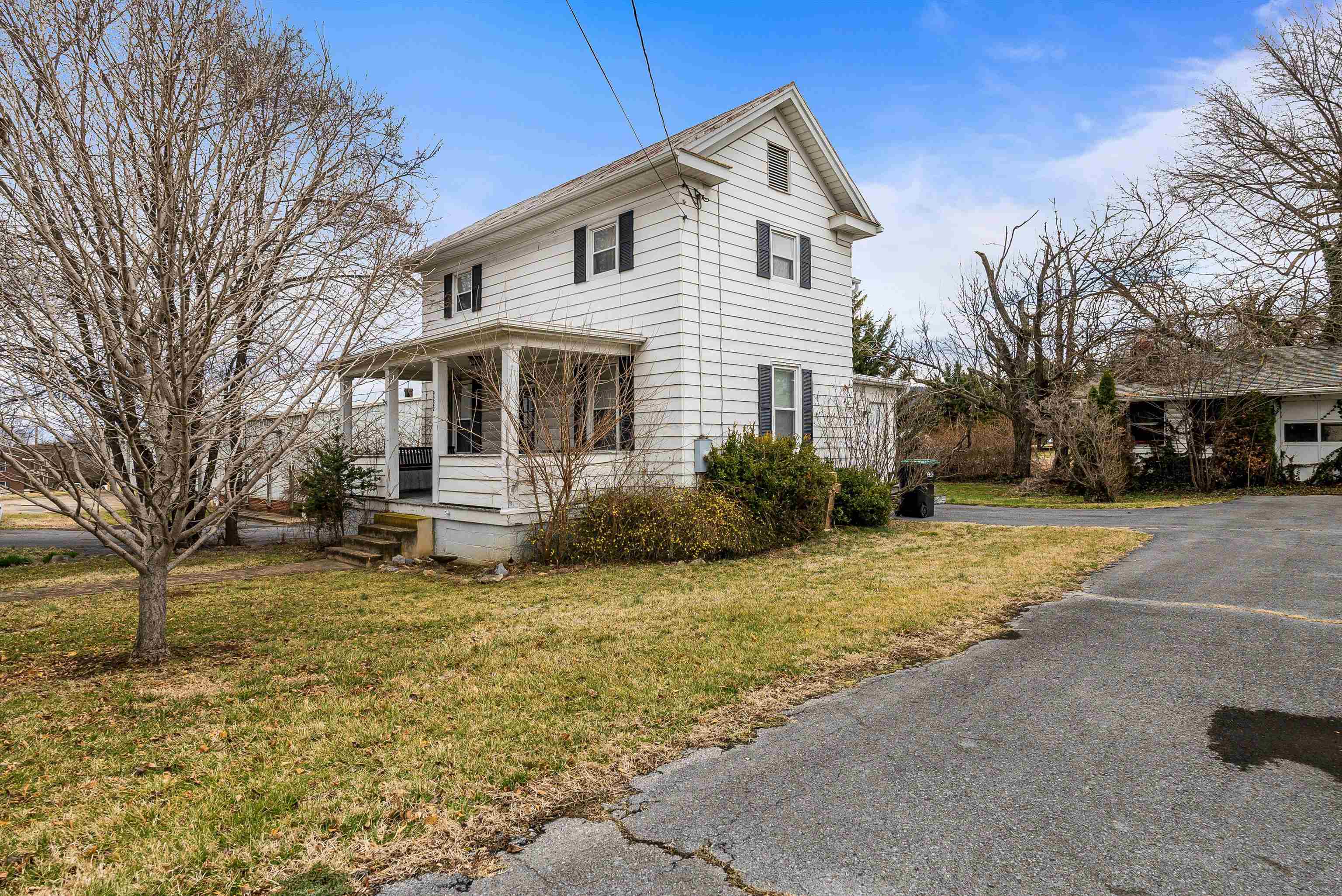 9222 N CONGRESS ST, NEW MARKET, Virginia 22844, 3 Bedrooms Bedrooms, ,2 BathroomsBathrooms,Residential,9222 N CONGRESS ST,661597 MLS # 661597