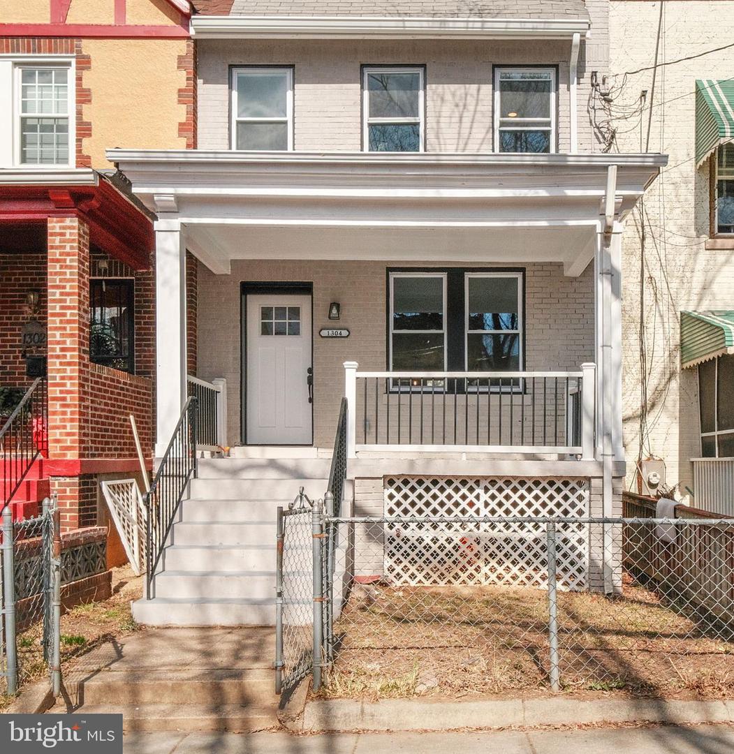 1304 S ST SE, WASHINGTON, District Of Columbia 20020, 4 Bedrooms Bedrooms, ,3 BathroomsBathrooms,Residential,For sale,1304 S ST SE,DCDC2186758 MLS # DCDC2186758