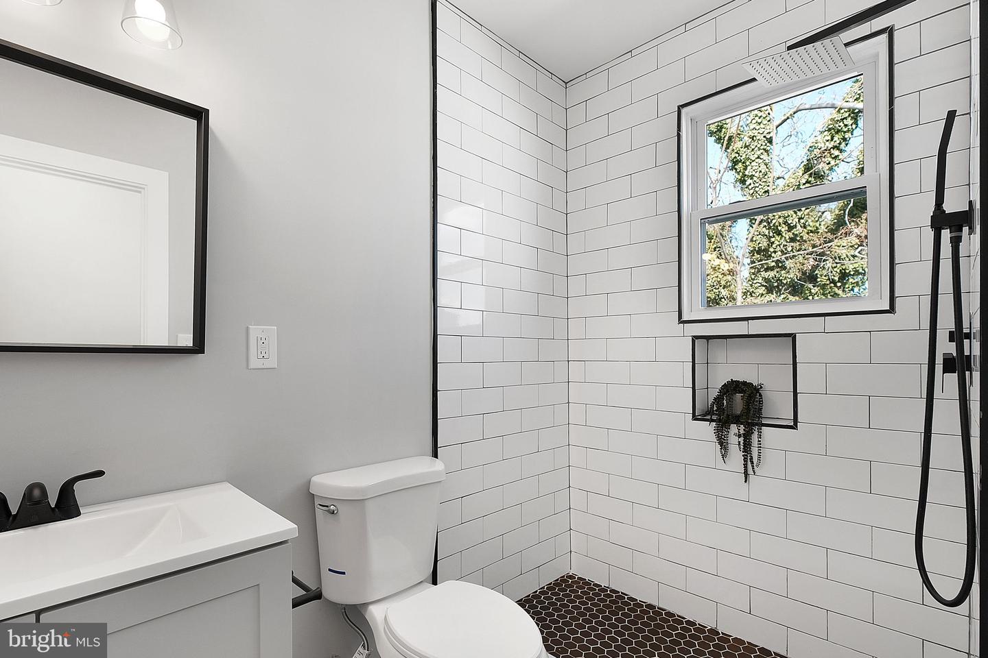 1304 S ST SE, WASHINGTON, District Of Columbia 20020, 4 Bedrooms Bedrooms, ,3 BathroomsBathrooms,Residential,For sale,1304 S ST SE,DCDC2186758 MLS # DCDC2186758