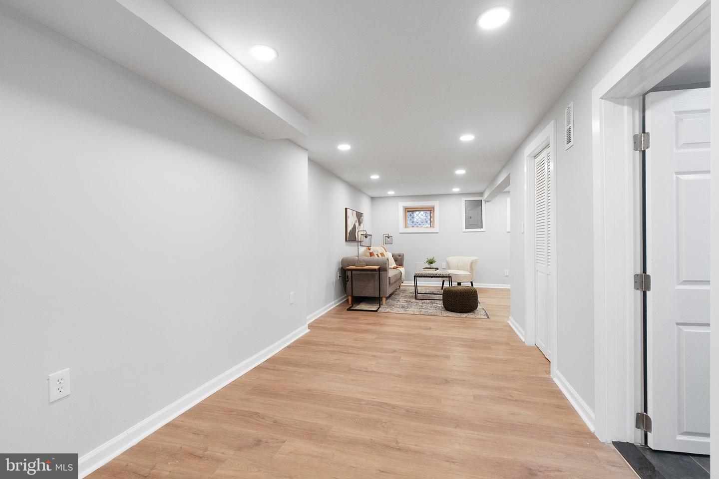 1304 S ST SE, WASHINGTON, District Of Columbia 20020, 4 Bedrooms Bedrooms, ,3 BathroomsBathrooms,Residential,For sale,1304 S ST SE,DCDC2186758 MLS # DCDC2186758