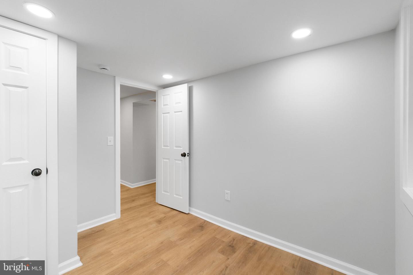 1304 S ST SE, WASHINGTON, District Of Columbia 20020, 4 Bedrooms Bedrooms, ,3 BathroomsBathrooms,Residential,For sale,1304 S ST SE,DCDC2186758 MLS # DCDC2186758