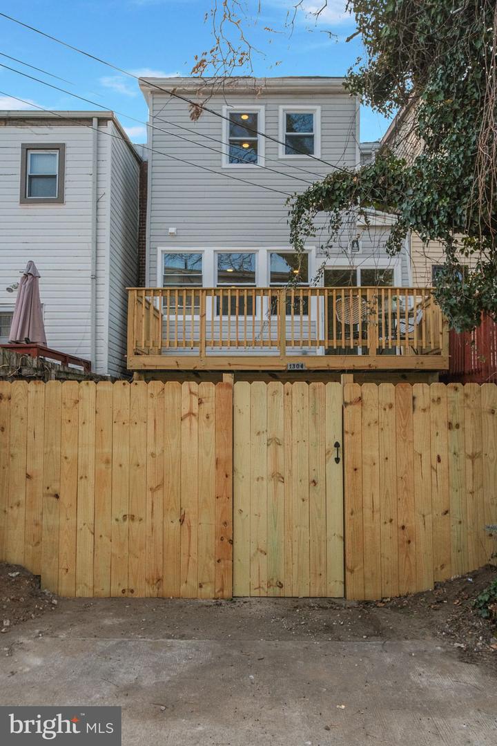 1304 S ST SE, WASHINGTON, District Of Columbia 20020, 4 Bedrooms Bedrooms, ,3 BathroomsBathrooms,Residential,For sale,1304 S ST SE,DCDC2186758 MLS # DCDC2186758