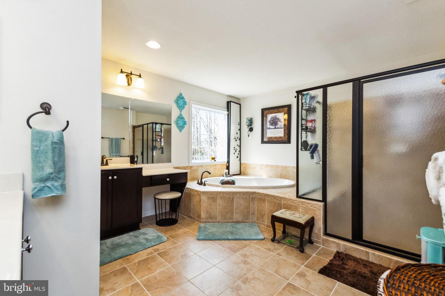 4210 WILLOWBROOK CT, FREDERICKSBURG, Virginia 22408, 5 Bedrooms Bedrooms, 13 Rooms Rooms,3 BathroomsBathrooms,Residential,For sale,4210 WILLOWBROOK CT,VASP2031000 MLS # VASP2031000