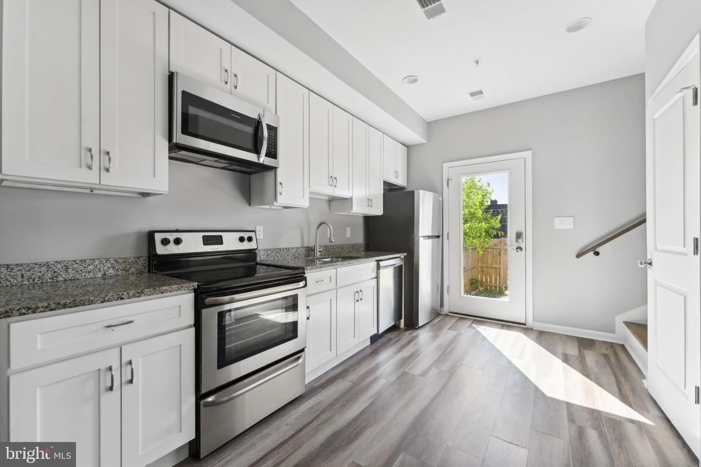620 20TH ST NE, WASHINGTON, District Of Columbia 20002, 4 Bedrooms Bedrooms, ,3 BathroomsBathrooms,Residential,For sale,620 20TH ST NE,DCDC2188718 MLS # DCDC2188718