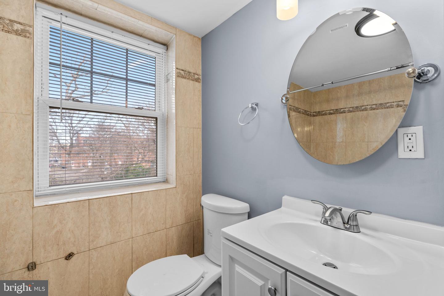 3866 9TH ST SE #201, WASHINGTON, District Of Columbia 20032, 2 Bedrooms Bedrooms, ,1 BathroomBathrooms,Residential,For sale,3866 9TH ST SE #201,DCDC2188864 MLS # DCDC2188864