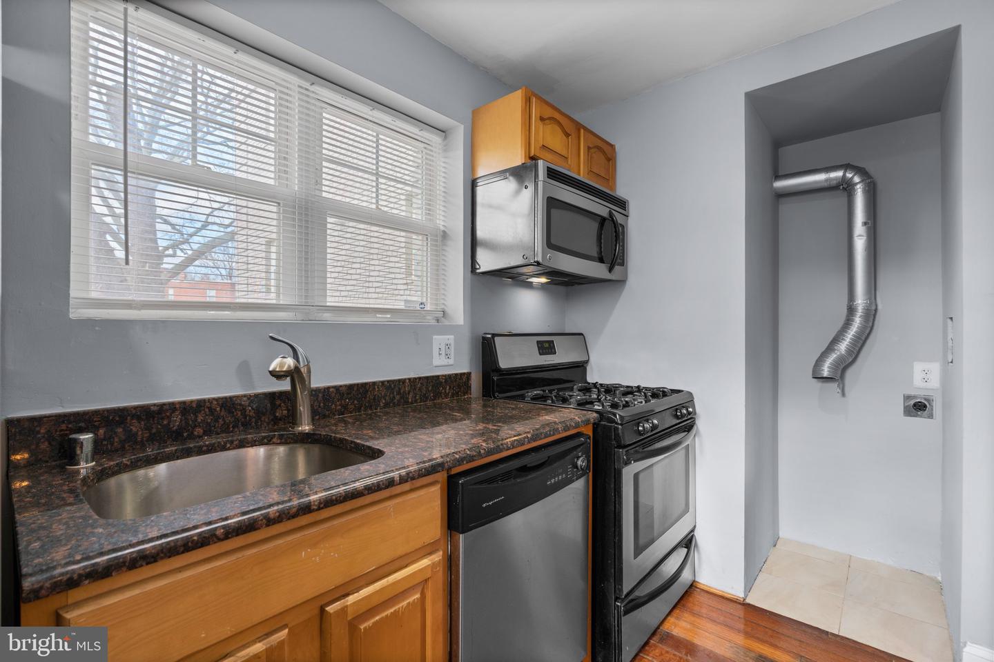 3866 9TH ST SE #101, WASHINGTON, District Of Columbia 20032, 2 Bedrooms Bedrooms, ,1 BathroomBathrooms,Residential,For sale,3866 9TH ST SE #101,DCDC2188884 MLS # DCDC2188884