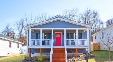 1016 ALBEMARLE AVE, WAYNESBORO, Virginia 22980, 3 Bedrooms Bedrooms, ,2 BathroomsBathrooms,Residential,Move-In Ready Gem with Modern Finishes,1016 ALBEMARLE AVE,661615 MLS # 661615