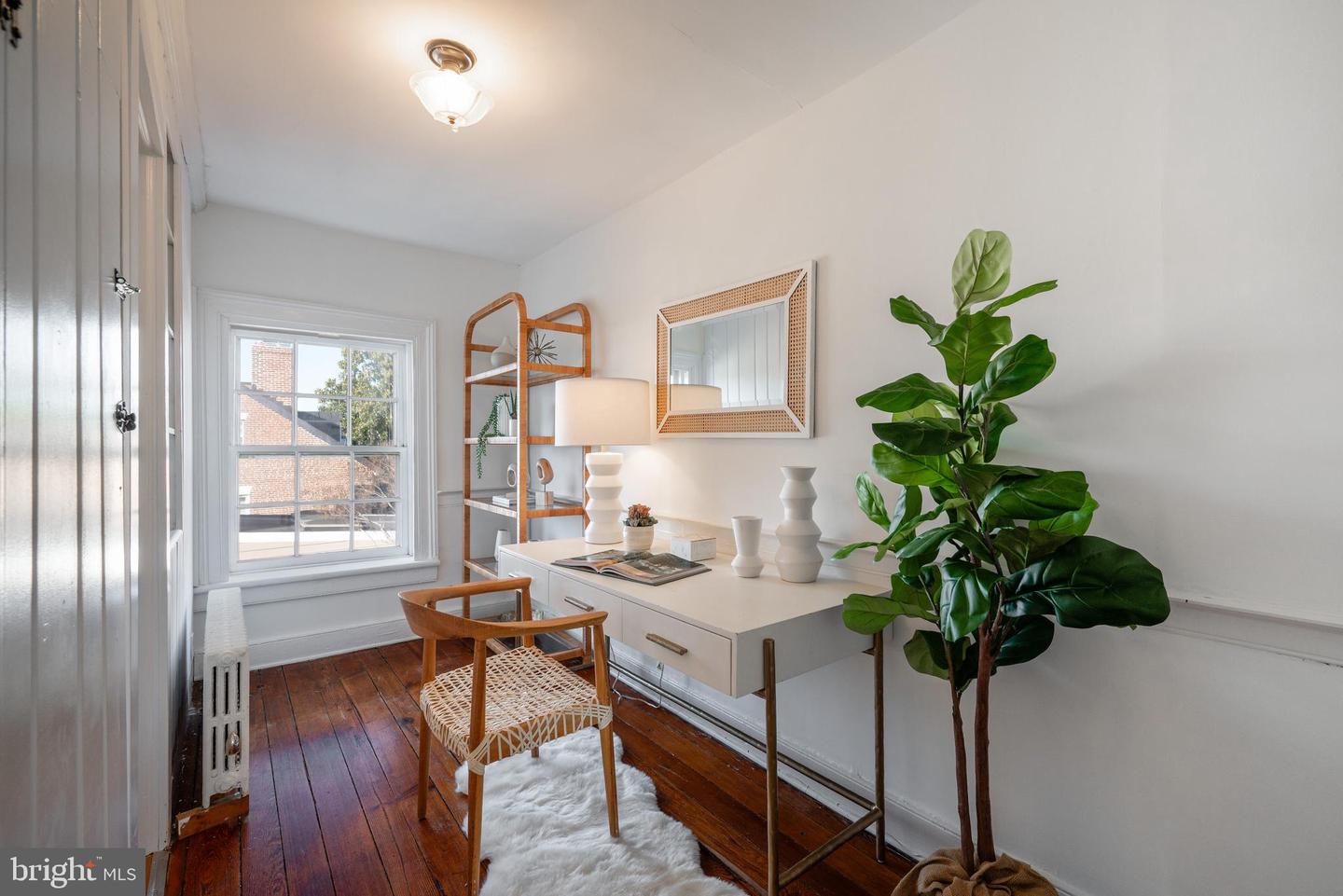 123 DUKE ST, ALEXANDRIA, Virginia 22314, 3 Bedrooms Bedrooms, ,2 BathroomsBathrooms,Residential,For sale,123 DUKE ST,VAAX2040838 MLS # VAAX2040838