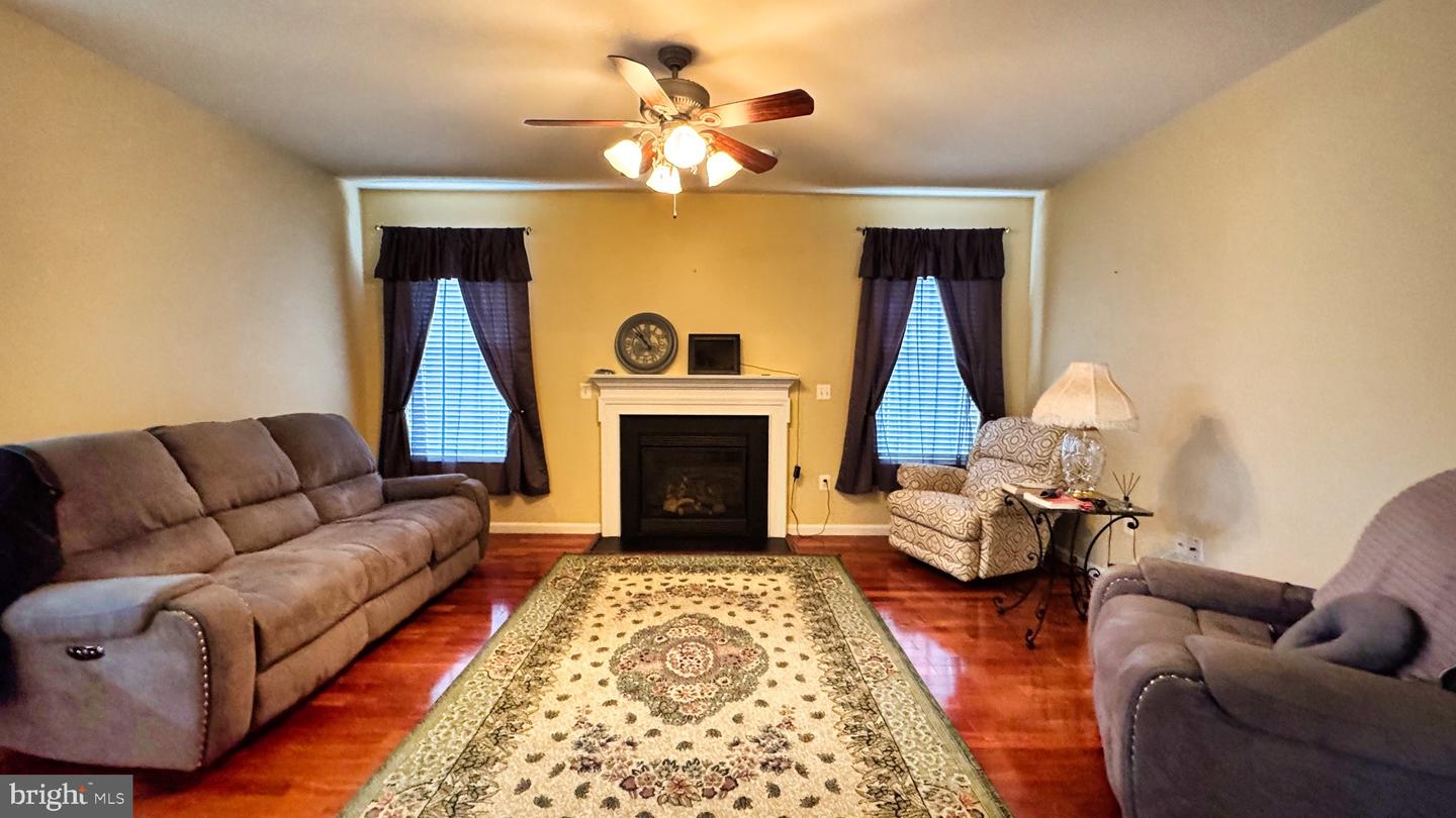 6076 SCHOONER CIR, KING GEORGE, Virginia 22485, 4 Bedrooms Bedrooms, ,4 BathroomsBathrooms,Residential,For sale,6076 SCHOONER CIR,VAKG2006106 MLS # VAKG2006106