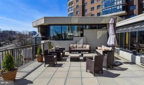 1600 N OAK ST #306, ARLINGTON, Virginia 22209, 1 Bedroom Bedrooms, ,1 BathroomBathrooms,Residential,For sale,1600 N OAK ST #306,VAAR2054236 MLS # VAAR2054236