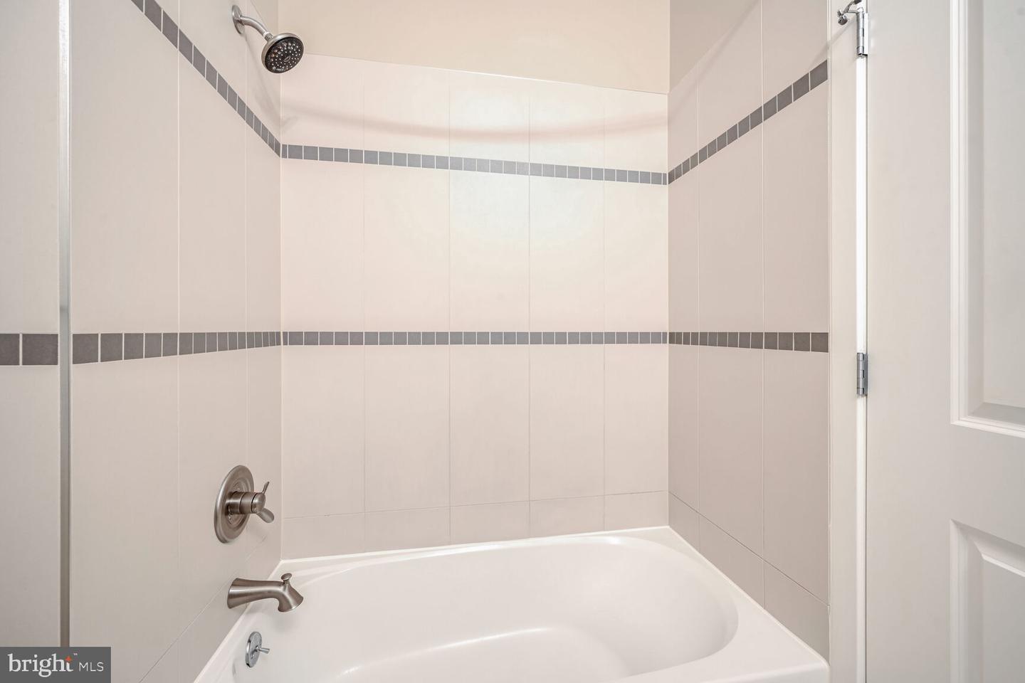 2550 17TH ST NW #414, WASHINGTON, District Of Columbia 20009, 2 Bedrooms Bedrooms, ,2 BathroomsBathrooms,Residential,For sale,2550 17TH ST NW #414,DCDC2188748 MLS # DCDC2188748