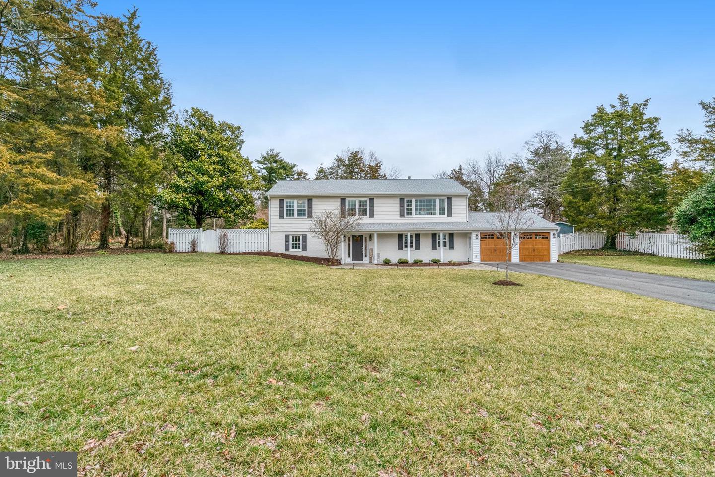 6442 OVERLOOK DR, ALEXANDRIA, Virginia 22312, 4 Bedrooms Bedrooms, ,3 BathroomsBathrooms,Residential,For sale,6442 OVERLOOK DR,VAFX2226224 MLS # VAFX2226224