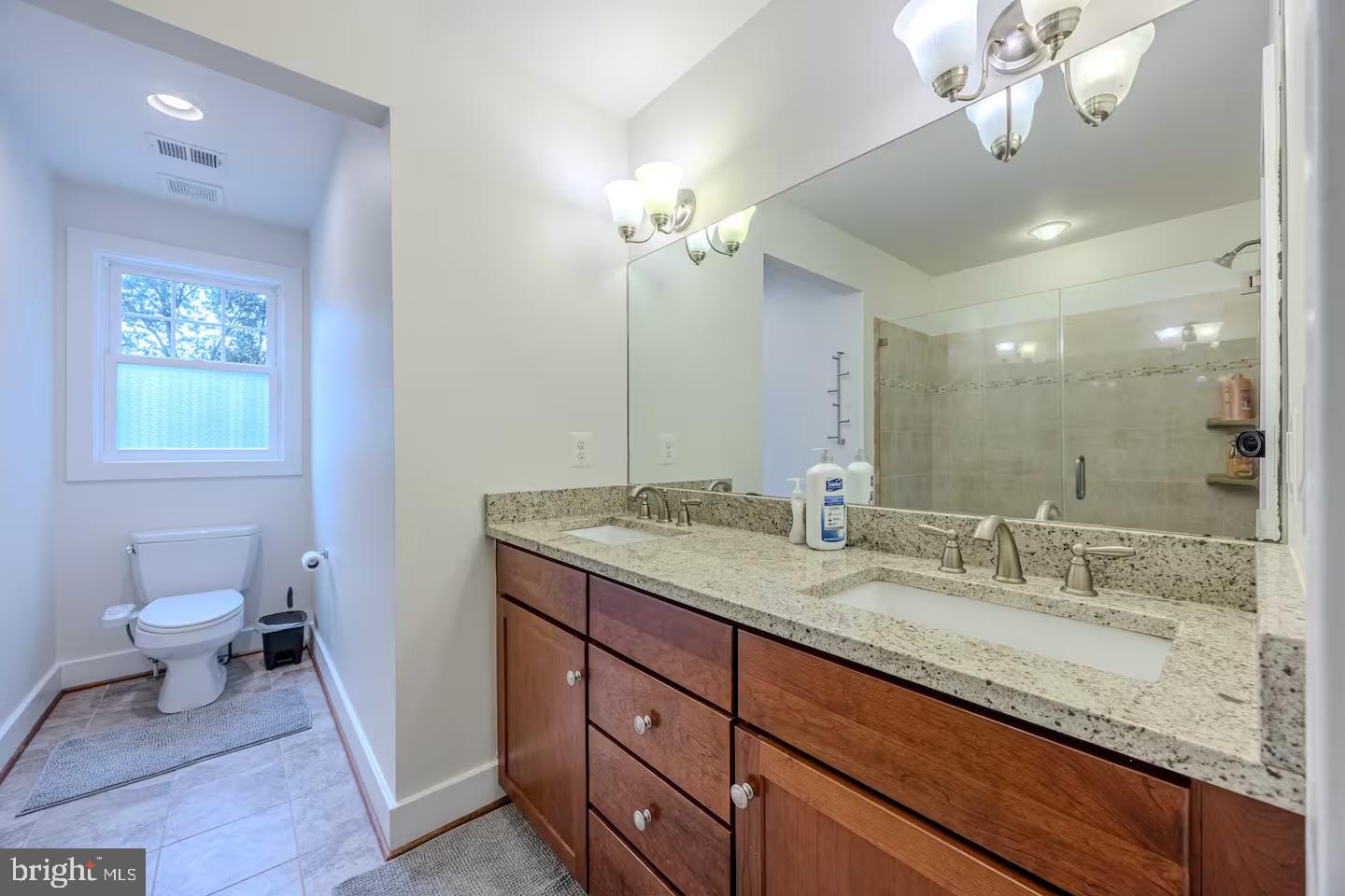 4101 HIGH POINT CT, ANNANDALE, Virginia 22003, 6 Bedrooms Bedrooms, ,4 BathroomsBathrooms,Residential,For sale,4101 HIGH POINT CT,VAFX2226236 MLS # VAFX2226236