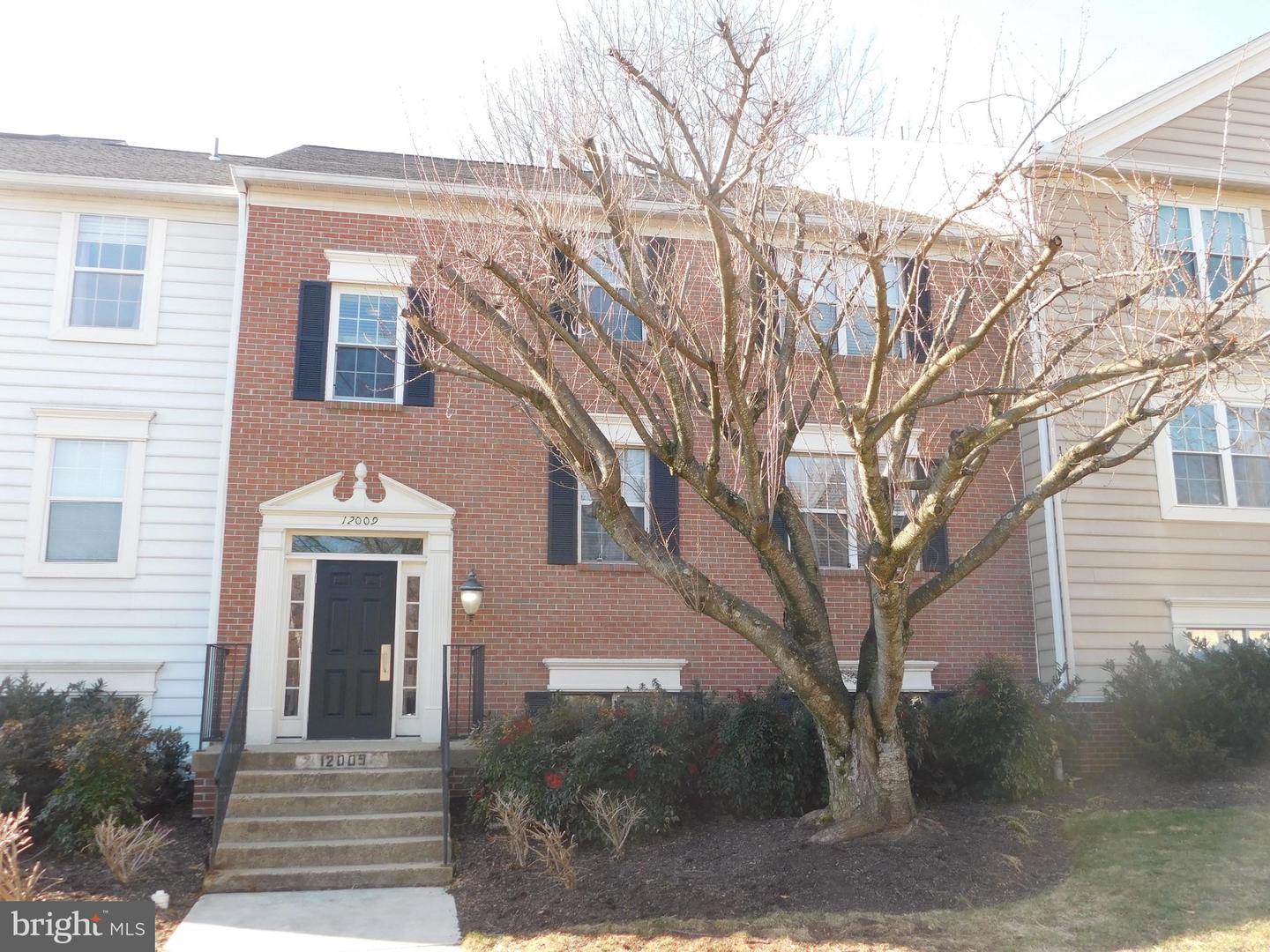 12009 GOLF RIDGE CT #101, FAIRFAX, Virginia 22033, 3 Bedrooms Bedrooms, ,2 BathroomsBathrooms,Residential,For sale,12009 GOLF RIDGE CT #101,VAFX2218436 MLS # VAFX2218436