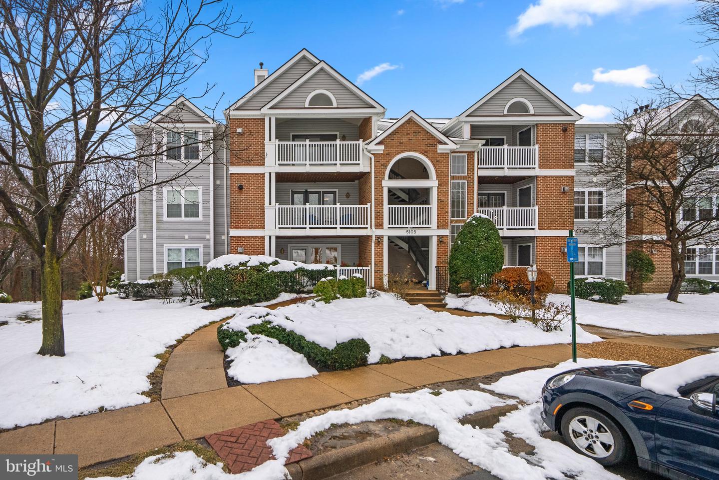 6105 WIGMORE LN #K, ALEXANDRIA, Virginia 22315, 2 Bedrooms Bedrooms, ,2 BathroomsBathrooms,Residential,For sale,6105 WIGMORE LN #K,VAFX2219174 MLS # VAFX2219174