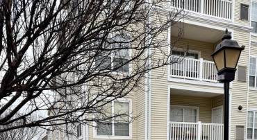 4560 STRUTFIELD LN #1209, ALEXANDRIA, Virginia 22311, 2 Bedrooms Bedrooms, ,2 BathroomsBathrooms,Residential,For sale,4560 STRUTFIELD LN #1209,VAAX2042152 MLS # VAAX2042152