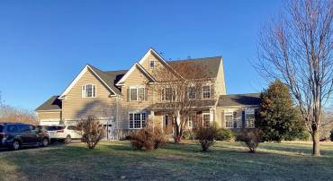 15 SCOTTSDALE DR, FREDERICKSBURG, Virginia 22405, 5 Bedrooms Bedrooms, ,4 BathroomsBathrooms,Residential,For sale,15 SCOTTSDALE DR,VAST2035380 MLS # VAST2035380