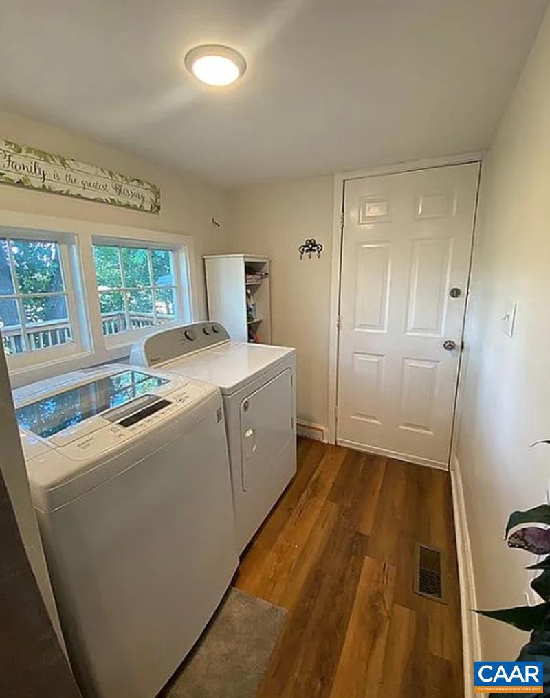 190 OLD LAUREL HILL RD, VERONA, Virginia 24482, 1 Bedroom Bedrooms, ,1 BathroomBathrooms,Residential,For sale,190 OLD LAUREL HILL RD,661608 MLS # 661608