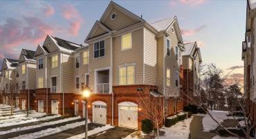 23276 SOUTHDOWN MANOR TER #117, ASHBURN, Virginia 20148, 2 Bedrooms Bedrooms, ,2 BathroomsBathrooms,Residential,For sale,23276 SOUTHDOWN MANOR TER #117,VALO2085954 MLS # VALO2085954