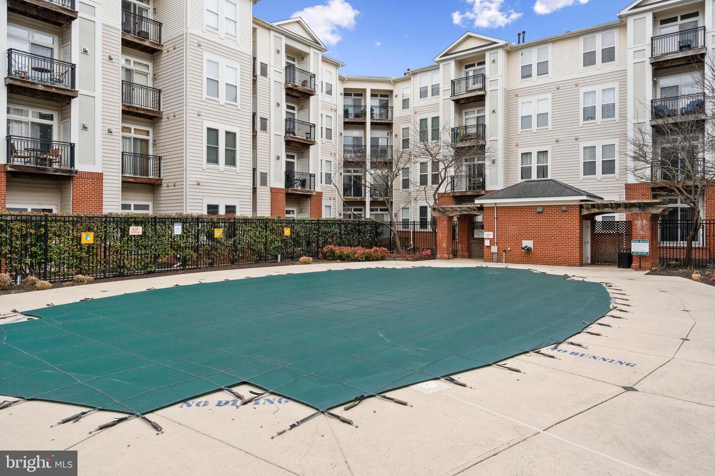 2655 PROSPERITY AVE #252, FAIRFAX, Virginia 22031, 1 Bedroom Bedrooms, ,1 BathroomBathrooms,Residential,For sale,2655 PROSPERITY AVE #252,VAFX2221190 MLS # VAFX2221190