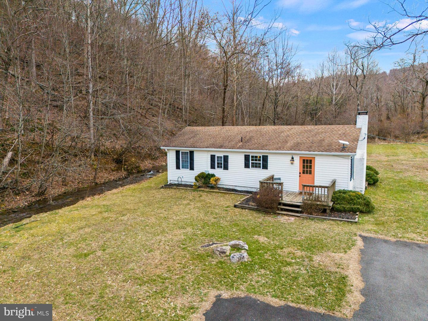 1195 QUAKER RUN RD, MADISON, Virginia 22727, 3 Bedrooms Bedrooms, ,1 BathroomBathrooms,Residential,For sale,1195 QUAKER RUN RD,VAMA2002106 MLS # VAMA2002106