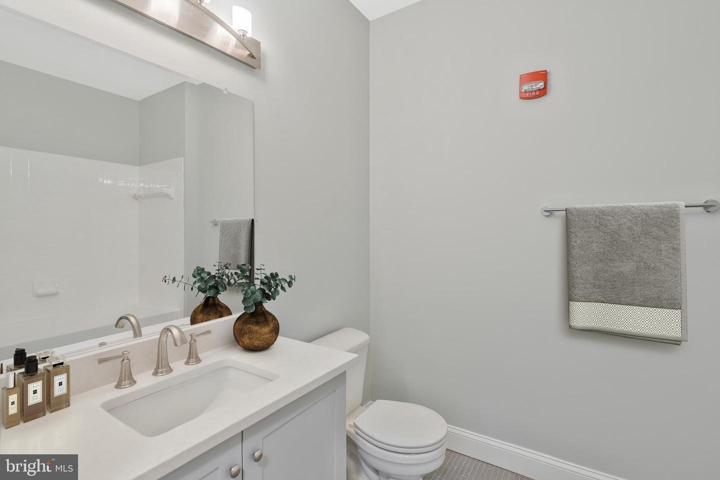 3883 CONNECTICUT AVE NW #T6, WASHINGTON, District Of Columbia 20008, 1 Bedroom Bedrooms, ,1 BathroomBathrooms,Residential,For sale,3883 CONNECTICUT AVE NW #T6,DCDC2164662 MLS # DCDC2164662