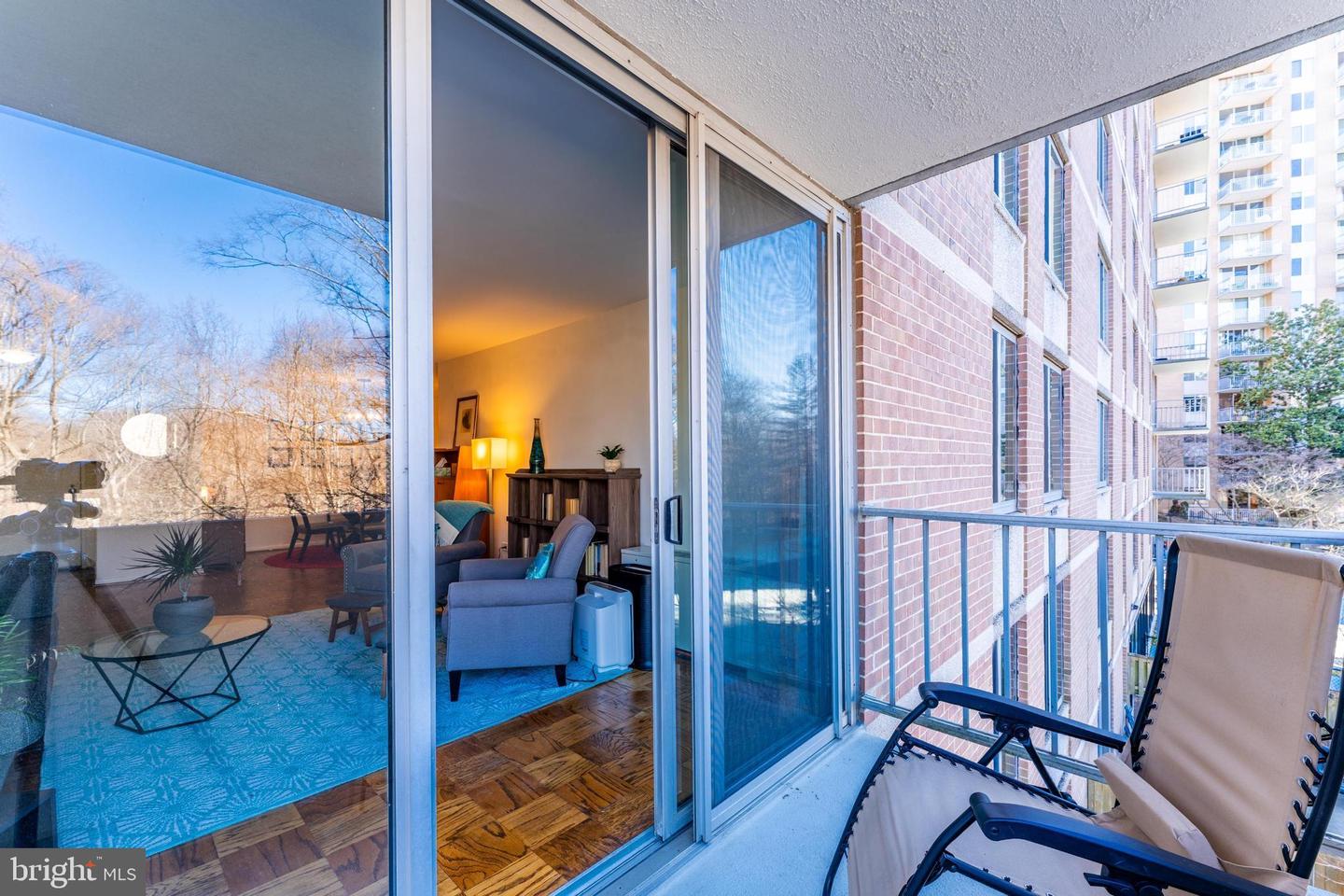 2939 VAN NESS ST NW #306, WASHINGTON, District Of Columbia 20008, 2 Bedrooms Bedrooms, 5 Rooms Rooms,2 BathroomsBathrooms,Residential,For sale,2939 VAN NESS ST NW #306,DCDC2177026 MLS # DCDC2177026