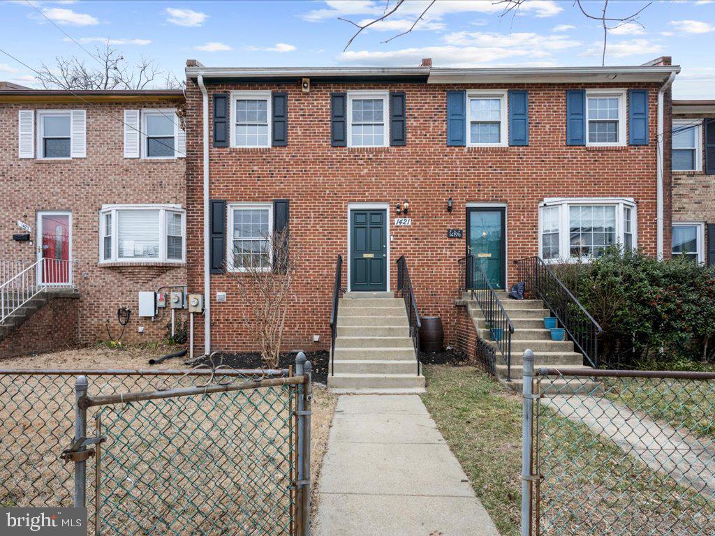 1421 22ND ST SE, WASHINGTON, District Of Columbia 20020, 3 Bedrooms Bedrooms, ,3 BathroomsBathrooms,Residential,For sale,1421 22ND ST SE,DCDC2185966 MLS # DCDC2185966