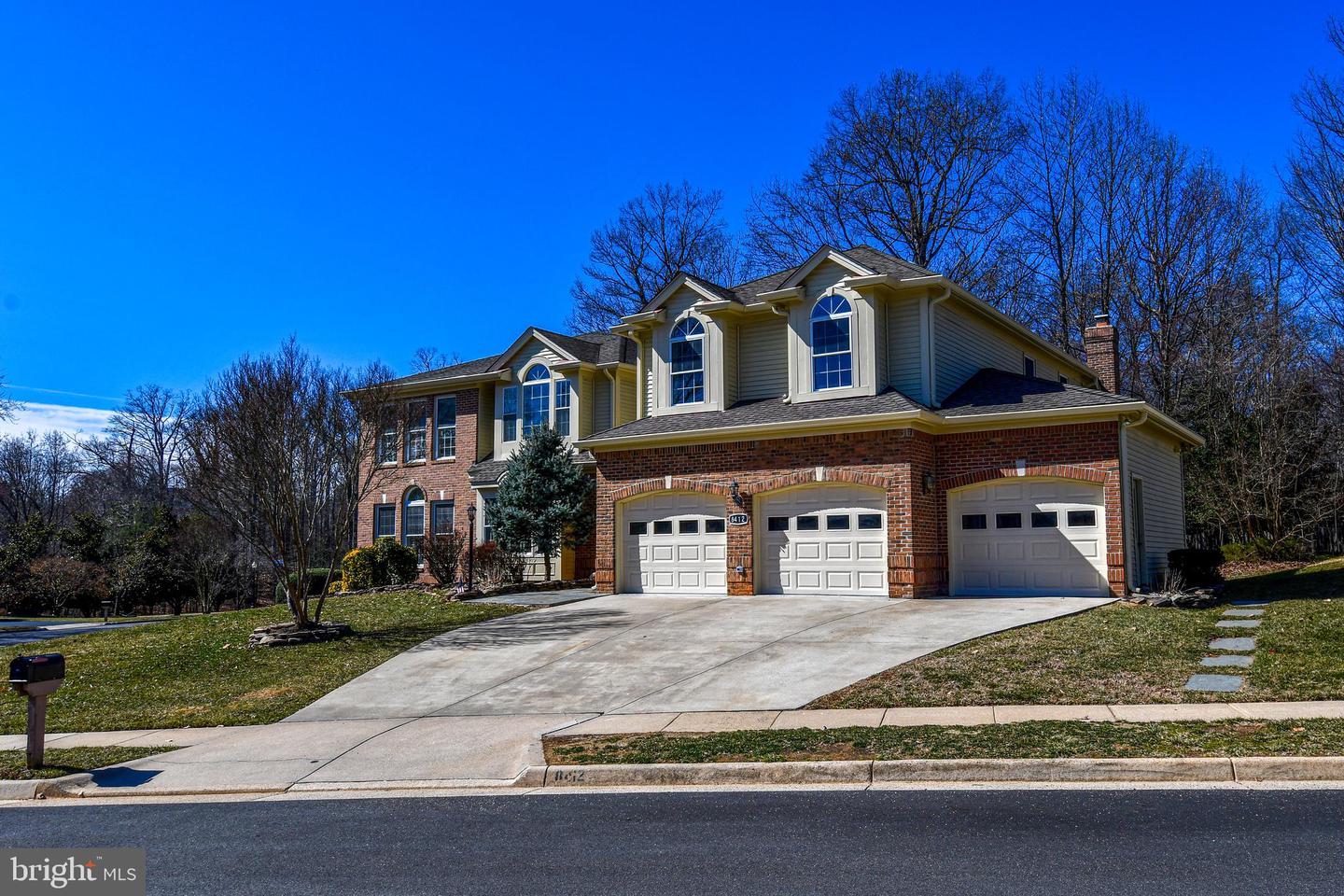 8412 COPPERLEAF CT, FAIRFAX STATION, Virginia 22039, 5 Bedrooms Bedrooms, ,4 BathroomsBathrooms,Residential,For sale,8412 COPPERLEAF CT,VAFX2225192 MLS # VAFX2225192