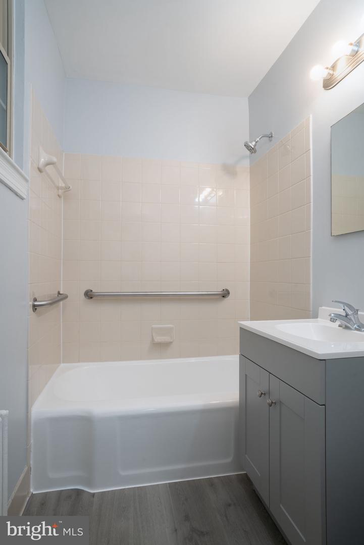 939 LONGFELLOW ST NW #206, WASHINGTON, District Of Columbia 20011, ,1 BathroomBathrooms,Residential,For sale,939 LONGFELLOW ST NW #206,DCDC2188494 MLS # DCDC2188494