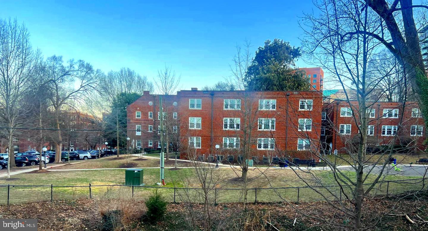 1782 N TROY ST #15703, ARLINGTON, Virginia 22201, 1 Bedroom Bedrooms, ,1 BathroomBathrooms,Residential,For sale,1782 N TROY ST #15703,VAAR2054224 MLS # VAAR2054224