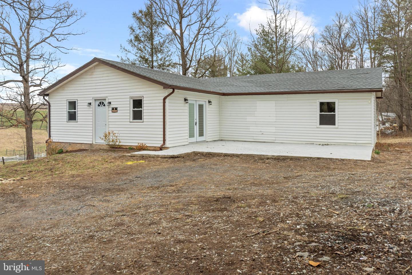 1178 S MIDDLE RD, TIMBERVILLE, Virginia 22853, 3 Bedrooms Bedrooms, ,1 BathroomBathrooms,Residential,For sale,1178 S MIDDLE RD,VASH2009674 MLS # VASH2009674