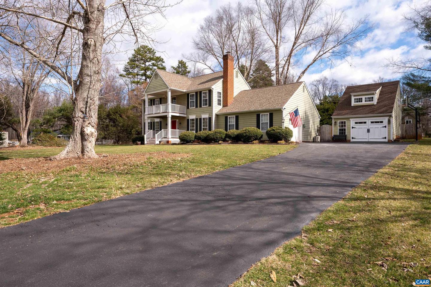 2180 MEADOWFIELD WAY, CHARLOTTESVILLE, Virginia 22911, 4 Bedrooms Bedrooms, ,2 BathroomsBathrooms,Residential,For sale,2180 MEADOWFIELD WAY,661638 MLS # 661638