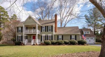 2180 MEADOWFIELD WAY, CHARLOTTESVILLE, Virginia 22911, 4 Bedrooms Bedrooms, ,2 BathroomsBathrooms,Residential,For sale,2180 MEADOWFIELD WAY,661638 MLS # 661638