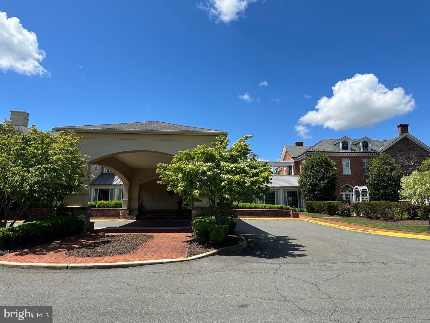 43751 CASTLE PINES TER, ASHBURN, Virginia 20147, 4 Bedrooms Bedrooms, ,3 BathroomsBathrooms,Residential,For sale,43751 CASTLE PINES TER,VALO2087706 MLS # VALO2087706