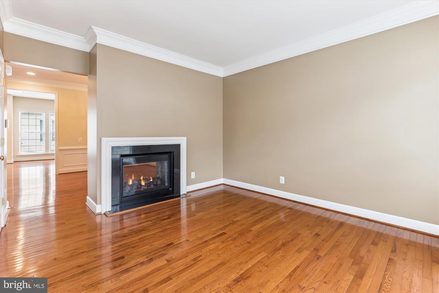 5990 GRAND PAVILION WAY, ALEXANDRIA, Virginia 22303, 4 Bedrooms Bedrooms, ,3 BathroomsBathrooms,Residential,For sale,5990 GRAND PAVILION WAY,VAFX2223306 MLS # VAFX2223306