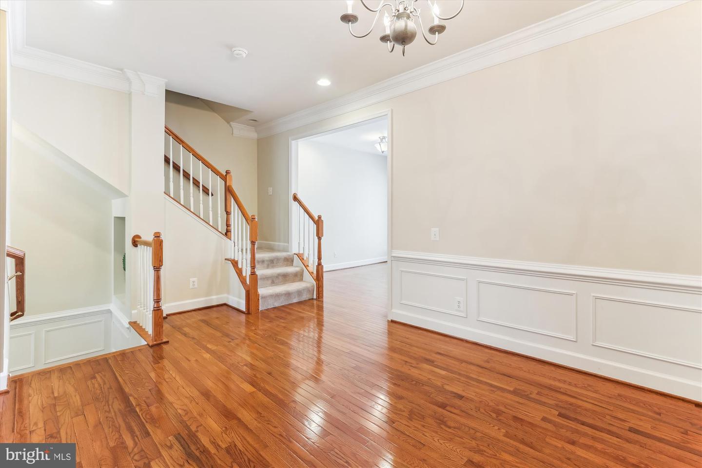 5990 GRAND PAVILION WAY, ALEXANDRIA, Virginia 22303, 4 Bedrooms Bedrooms, ,3 BathroomsBathrooms,Residential,For sale,5990 GRAND PAVILION WAY,VAFX2223306 MLS # VAFX2223306