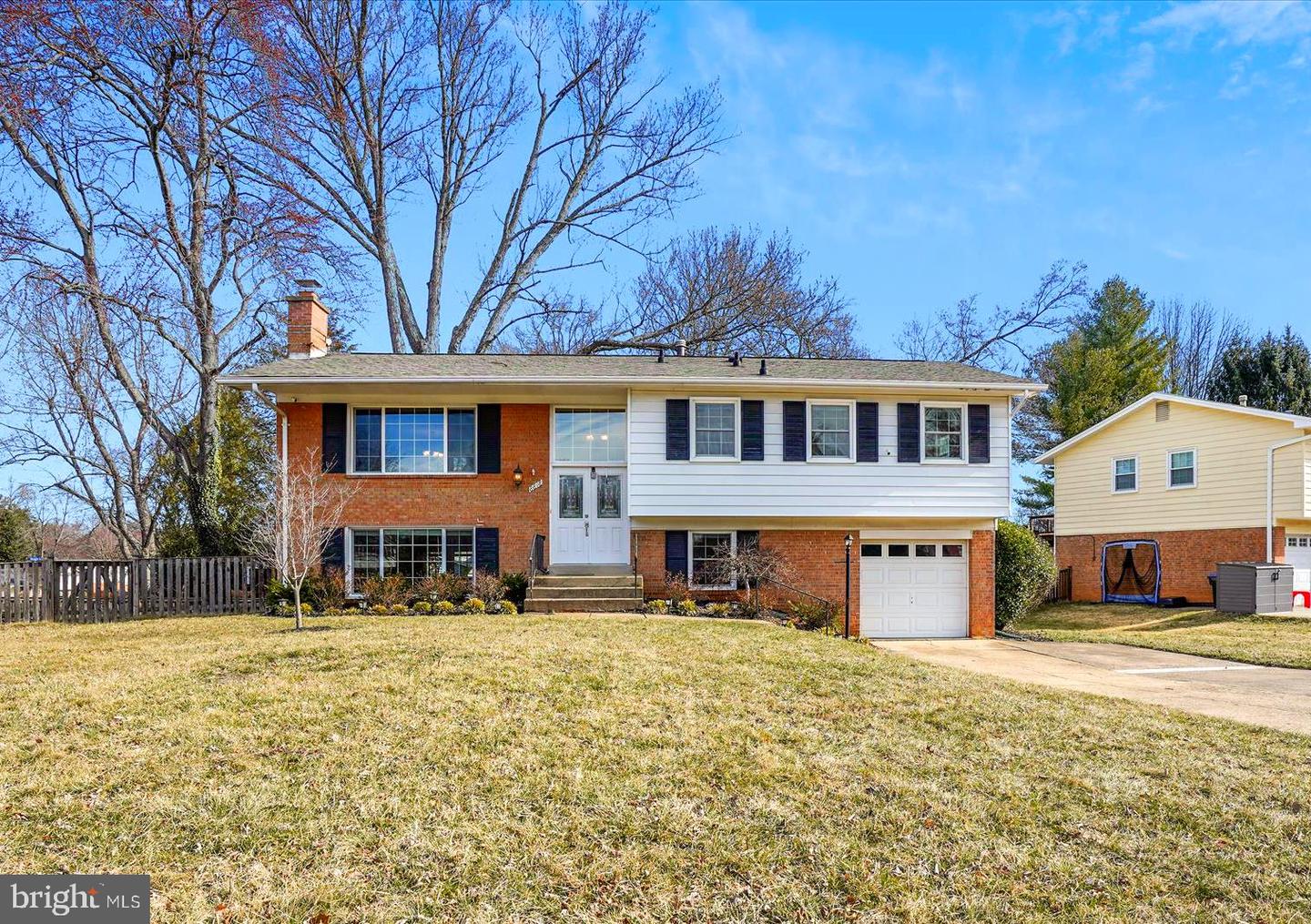 8818 OLYMPIA FIELDS LN, VIENNA, Virginia 22182, 4 Bedrooms Bedrooms, ,2 BathroomsBathrooms,Residential,For sale,8818 OLYMPIA FIELDS LN,VAFX2224224 MLS # VAFX2224224