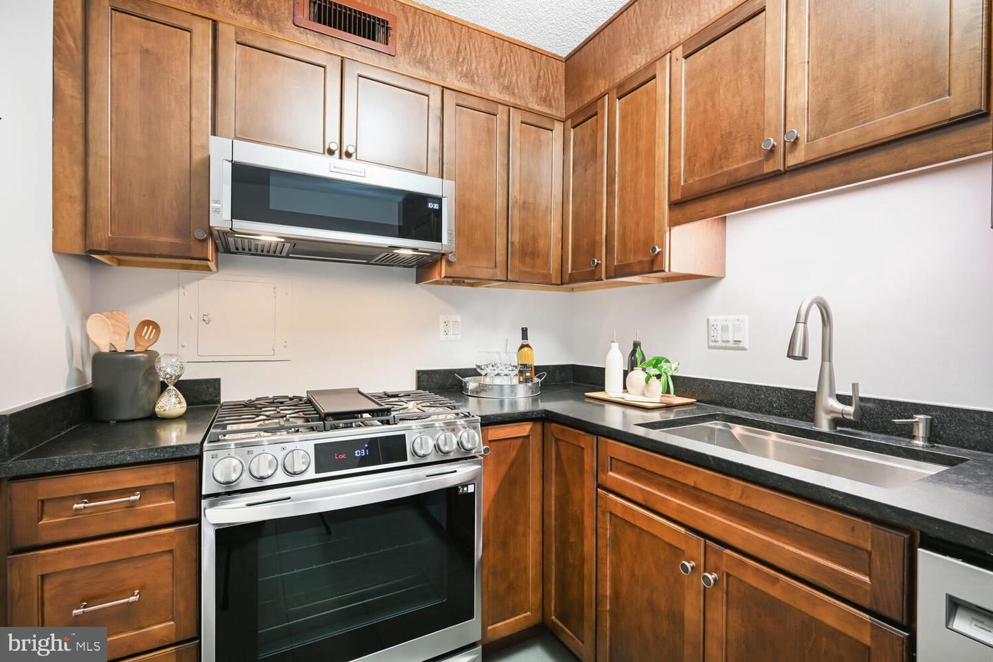 300 M ST SW #N506, WASHINGTON, District Of Columbia 20024, 1 Bedroom Bedrooms, ,1 BathroomBathrooms,Residential,For sale,300 M ST SW #N506,DCDC2187868 MLS # DCDC2187868