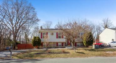 830 BUTLER AVE, WINCHESTER, Virginia 22601, 4 Bedrooms Bedrooms, ,3 BathroomsBathrooms,Residential,For sale,830 BUTLER AVE,VAFV2024794 MLS # VAFV2024794