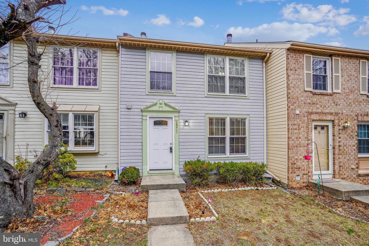 6377 GENERALS CT, CENTREVILLE, Virginia 20121, 3 Bedrooms Bedrooms, ,3 BathroomsBathrooms,Residential,For sale,6377 GENERALS CT,VAFX2226426 MLS # VAFX2226426