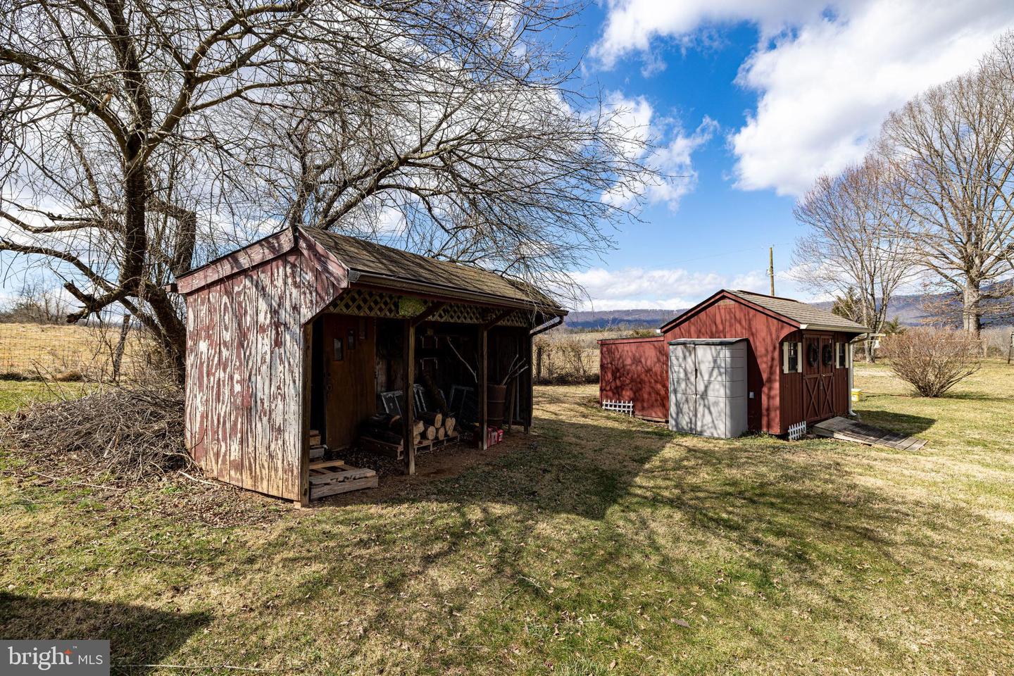 961 SANDY HOOK RD, LURAY, Virginia 22835, 3 Bedrooms Bedrooms, ,2 BathroomsBathrooms,Residential,For sale,961 SANDY HOOK RD,VAPA2004572 MLS # VAPA2004572